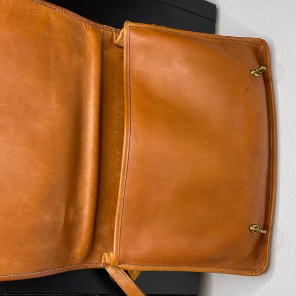 Vintage Genuine Leather Briefcase - Laptop Bag - Satchel - Made in USA - Picture 5 of 14